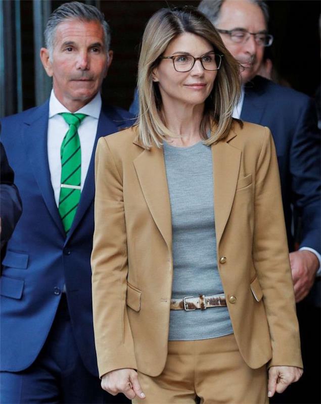 Lori Loughlin sa uznaním viny rozhodla neprijať návrhy prokurátora