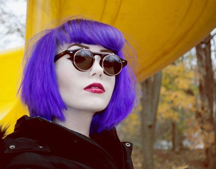 2018 ultraviolett trendig färgning, axellång frisyr med lila lugg