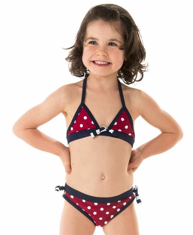 5-year-girl-swimsuit-Terre-de-marin-en-2-resize