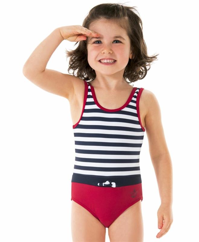 5-year-girl-swimsuit-Terre-de-marin-en-3-resized