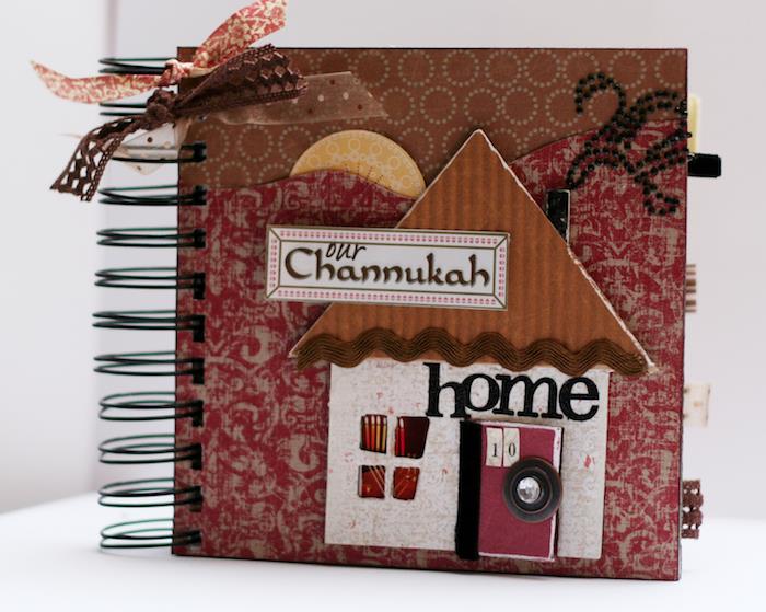 Scrapbooking materialomslag idé, fotoalbum lagring, scrapbooking omslag i form av ett hus, cool idé hur man gör din klippbok