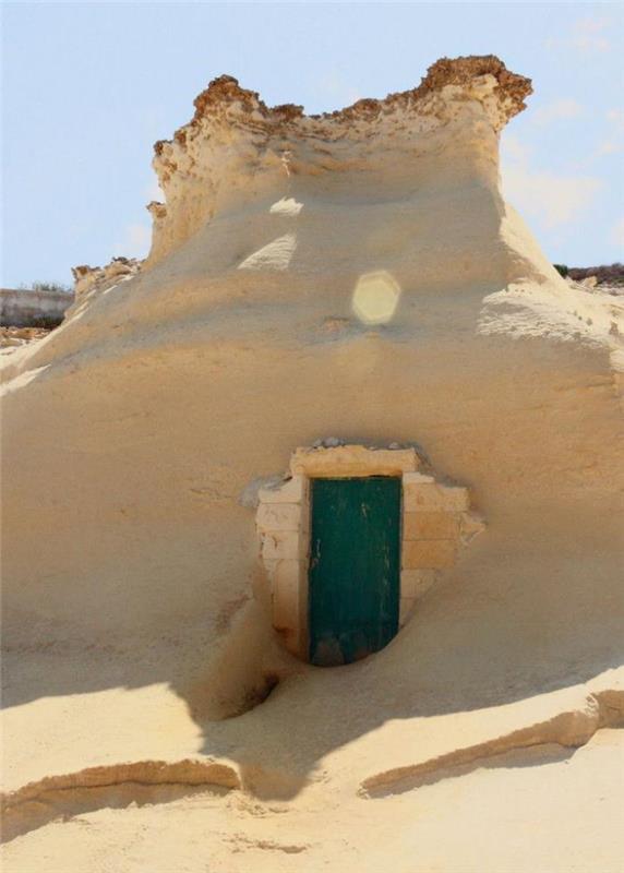 grotta-hus-hus-i-the-rock-spektakulära-arkitektur