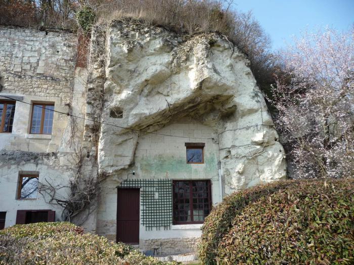 grotta-hus-otroligt-grotta-hus