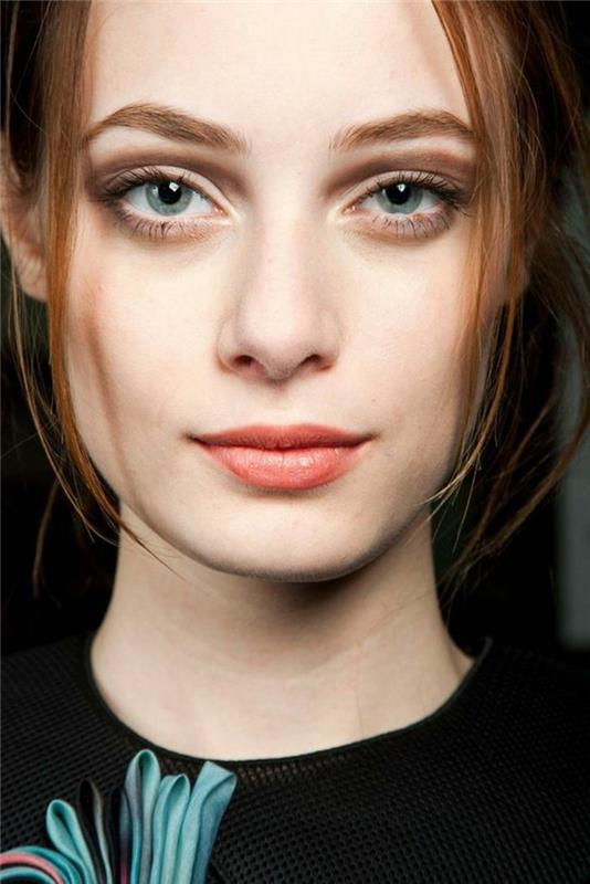 prírodné-makeup-diskrétne-modré-oči-ako-nalíčiť-modré-oči