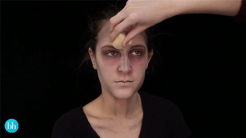Handledning för Halloween -zombie -smink