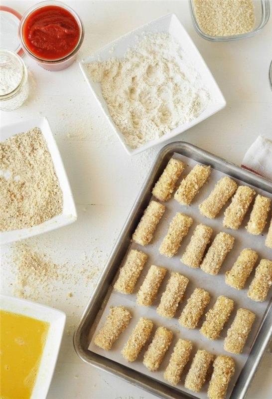 steg för steg, diy recept, veganska aptitretare, mozzarellastavar, med marinara sås