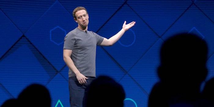 fotografická známka zuckerberg a škandály na Facebooku so spnwarom vpn, ktorý zhromažďuje údaje
