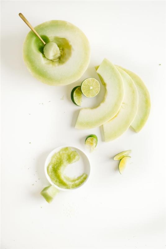 hemlagad ansiktsmask recept med melon och lime för mjuk och tonad hud, en fruktig diy melonmask