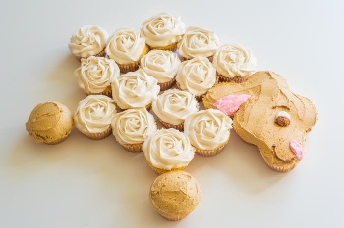 original dessertidé för en enkel och fantastisk påskmeny, fårformad muffinkaka