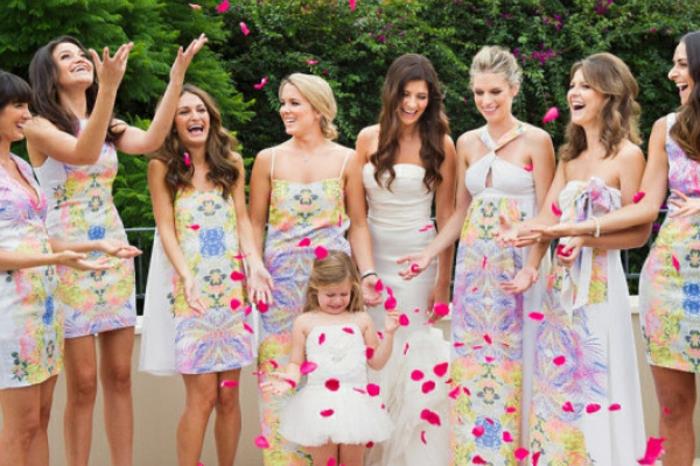Hur man klär elegant elegant klänning bröllop flickvän klänning gäst färgglada bröllop