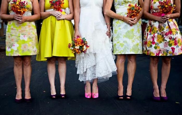 Vintage brudklänningsklänning för ett bröllop färger chic kvinna outfit idé