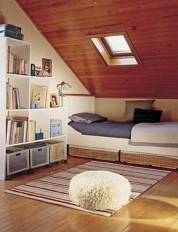 möbler-under-sluttning-sovrum