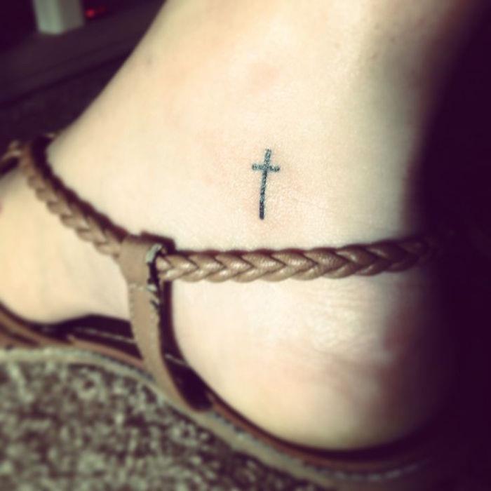 nápady na tetovanie na malej nohe
