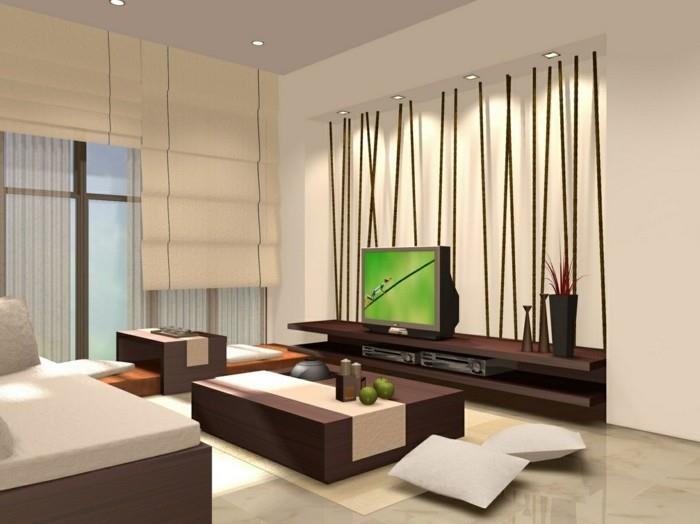 أثاث خشبي بني وكريم ، داخل غرفة بسيطة ، مع تلفزيون على حامل خشبي كبير ، ونوافذ كبيرة مع ستائر بلون الكريم
