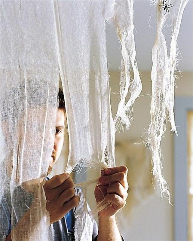 zázračný-večer-čarodejnica-belle-kostým-idee-un-diy
