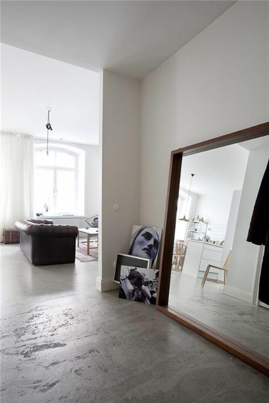 spegel-stor-format-grå-enkel-chic-vägg-vit