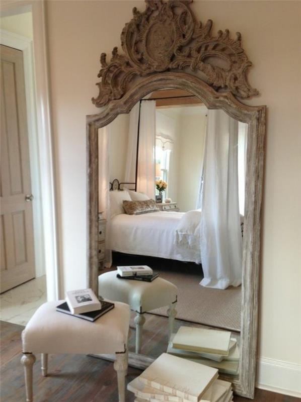 stor-vägg-spegel-sovrum-spegel