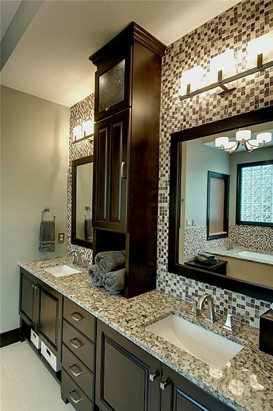 spegel-badrum-svart-ram-modern-skåp