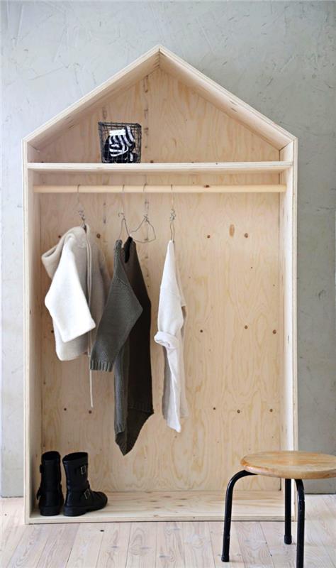 trä garderob hus stil, idé om att klä att göra det själv från några träplankor
