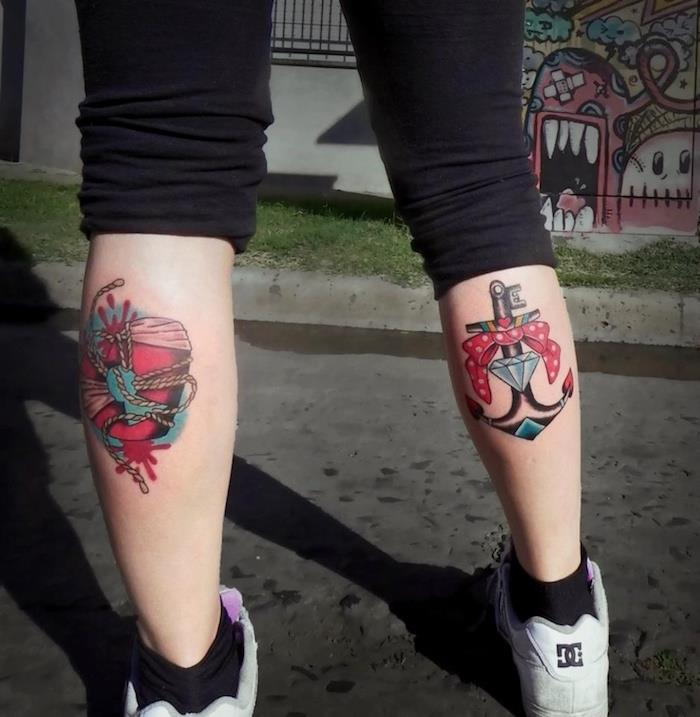 Tetovanie lýtka žena farby kotva stará škola noha