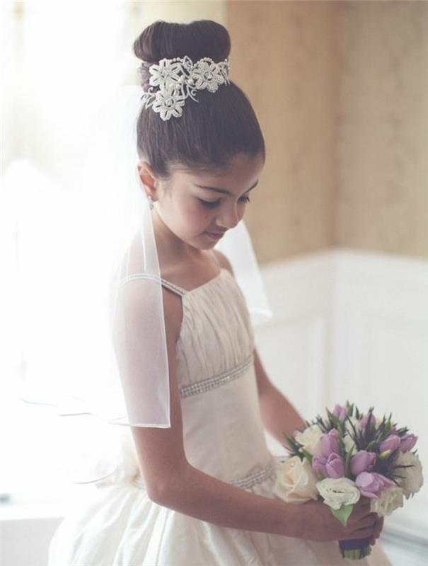 حفيدة-كعكة-موديل-جميل-إكسسوار-شعر-أزهار-بيضاء-أميرة-صغيرة