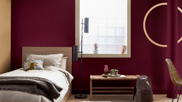 modern sovrumslayout, vilken färg för ett kvinnors rum, vinröd väggfärg
