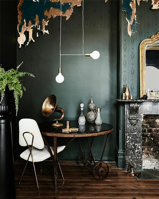 tmavo-zelená-stena-svetlé-parkety-biela-stolička-dizajn-lustre-na-vytvorenie-elegantného interiéru