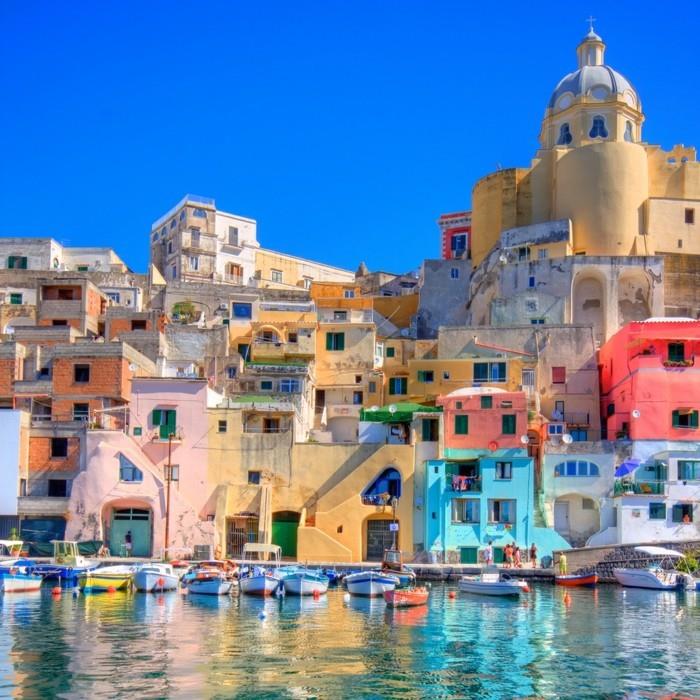 Neapel-de-vackraste-städerna-i-Italien-Procido-att-besöka-storlek