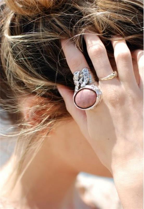 net-a-porter-saint-laurent-bijou-de-jour-belle
