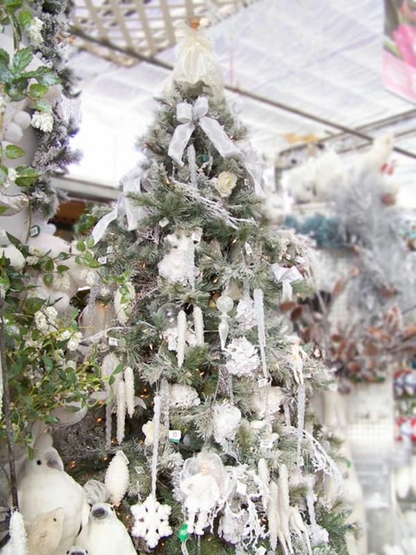 vianočné-jedľové-dekorácie-biele-jedľové-dekorácie