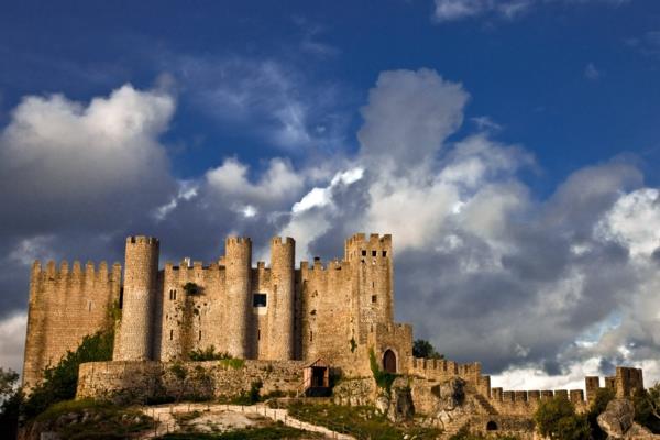 obidos-castel-Portugalsko-hrad-stredný vek