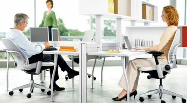 originálna a pohodlná ergonomická kancelárska stolička