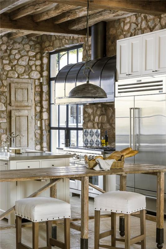 originálne nápady na dubovú kuchyňu rustikálna kuchyňa vo veľkomeste drevená stolička a biela koža