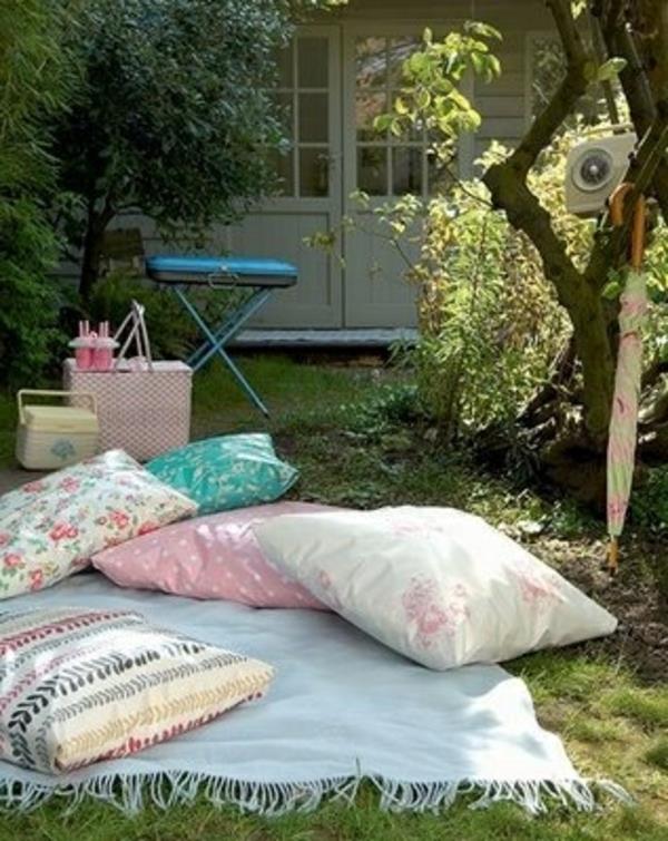 pastell-stol-kudde-för-trädgården