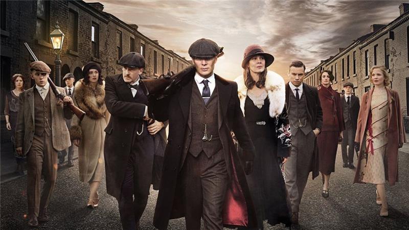 وفقًا لبعض المعلومات التي نقلتها The Mirror ، تم التخطيط لموسمين آخرين من Peaky Blinders