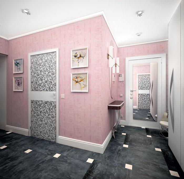 hall med rosa väggar och vitt tak, blommig målning med vita ramar, svartvita golvplattor