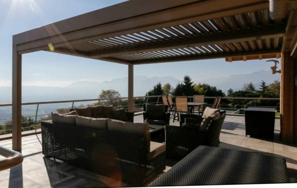 pergola-bioklimatiska-innovativa-design
