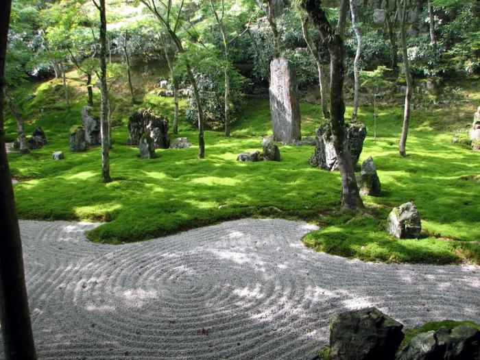 liten-japansk-trädgård-zen-stenar-japansk-trädgård-natur