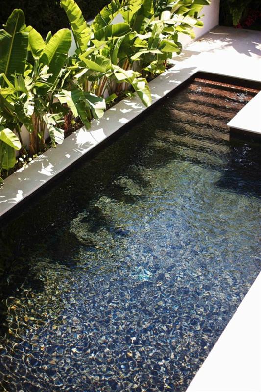 liten-över-marken-pool-den-dekorativa-kraft-av-vatten