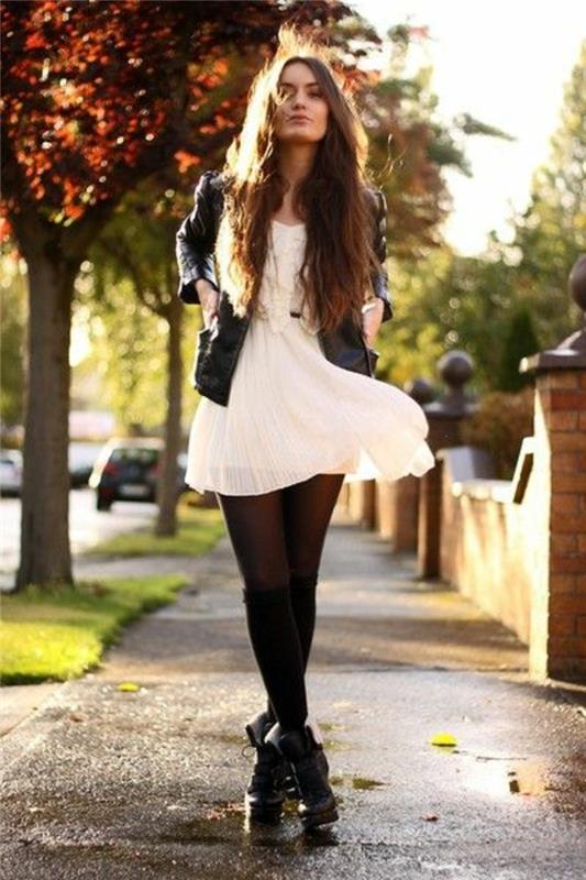 فستان أبيض قصير من الجلد جاكيت أسود جوارب وأحذية طويلة