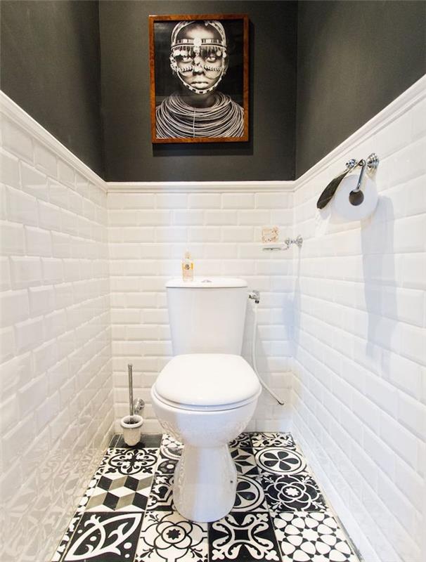 čiernobiely dizajn WC zrkadlo wc maľba
