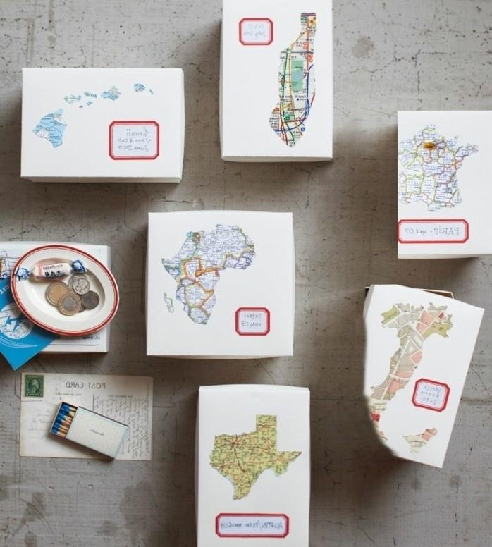 Regali Fatti a Mano، Scatoline Con Regali da un viaggio، decorazione con mappe e cartoline