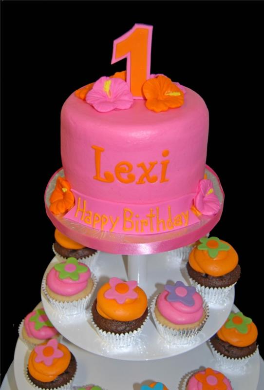 ružový a oranžový koláč, 1 -ročná narodeninová torta, bábovka