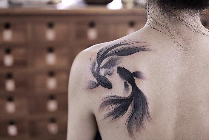 Nekonečné nápady na tetovanie, originálny článok o tetovaní na tetovaní a nádherný obrázok Japonské akvarelové tetovanie v štýle rybieho umenia