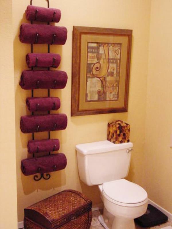 handduksställ-vinrött-handdukar-och-en-färg