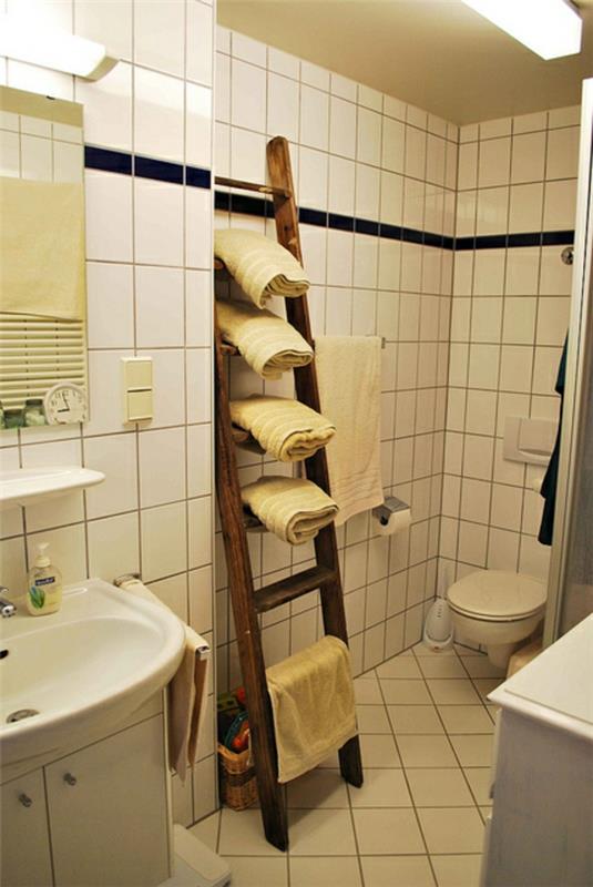 badrum-handduksställ-en-stege-handduksställ