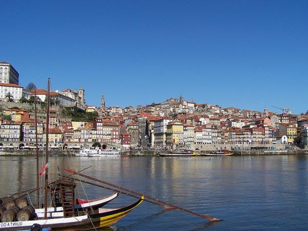 porto-view-panorama-hus-bay-of-porto-resized