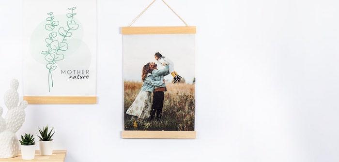 fotoposter för att hänga upp hur man dekorerar en vit vägg med fotoduk
