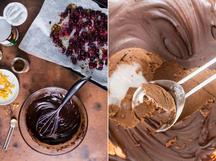 Julchokladrecept på hemgjorda chokladtryfflar med torkade tranbär i mitten liten julkaka