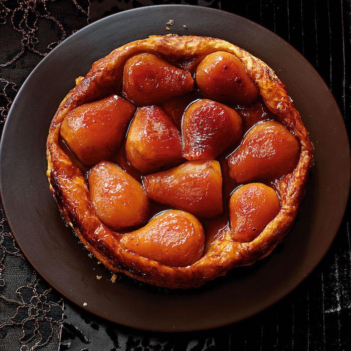 recept pocherad päron tarte tatin enkel päron tårta med päron tårta original recept